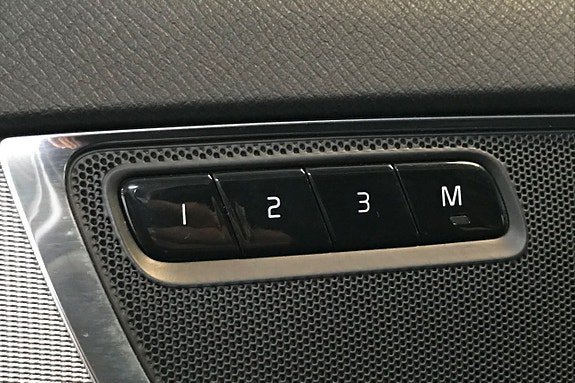Vehicle Image 29