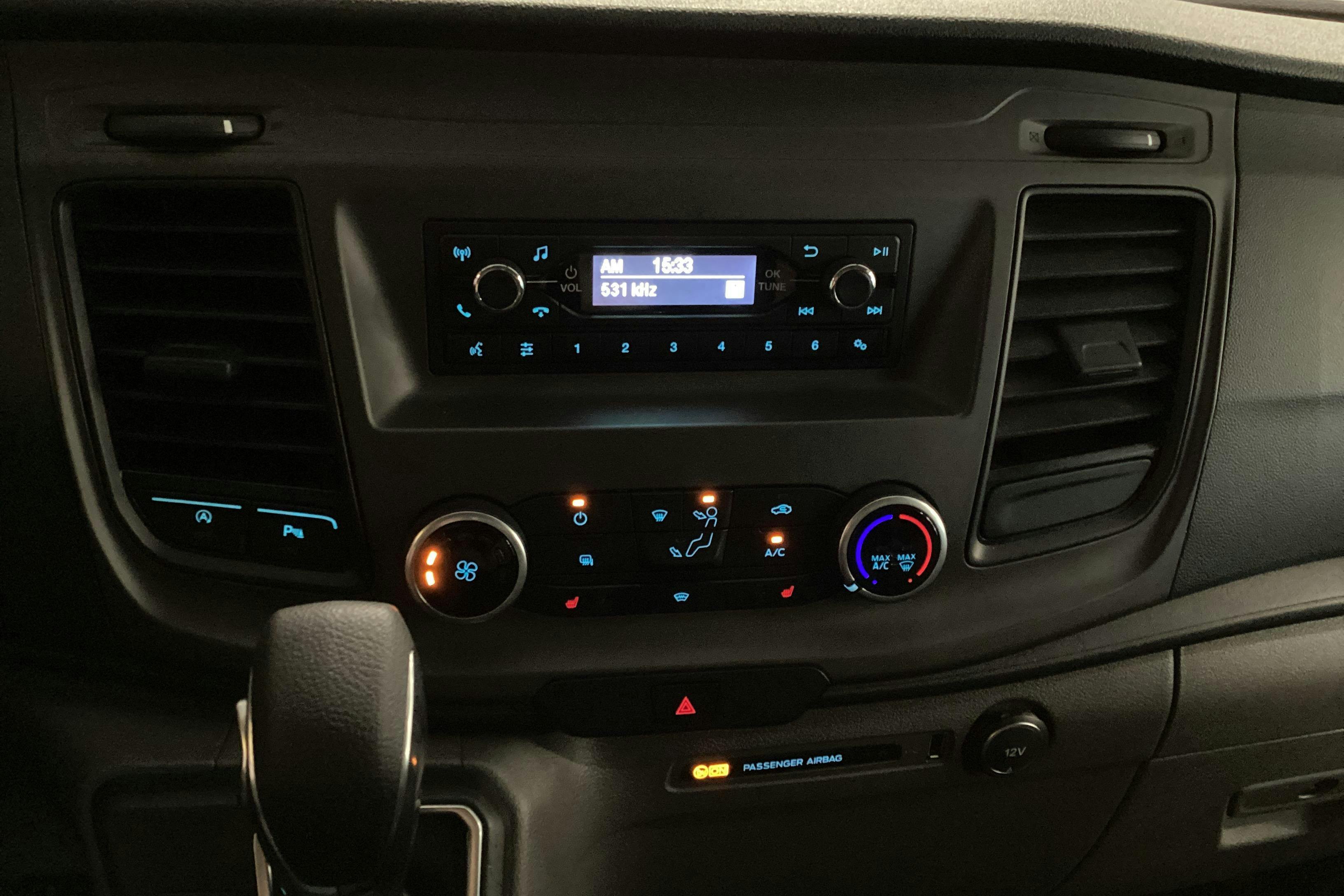 Vehicle Image 13