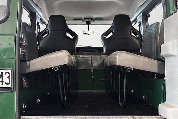 Vehicle Image 22