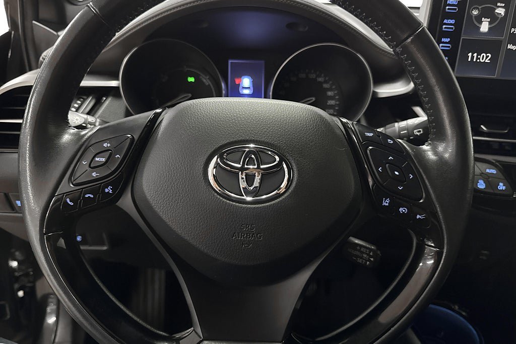 Vehicle Image 10