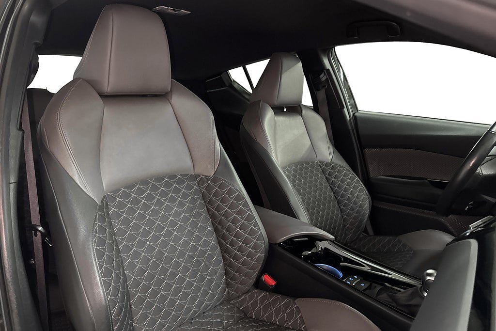 Vehicle Image 15