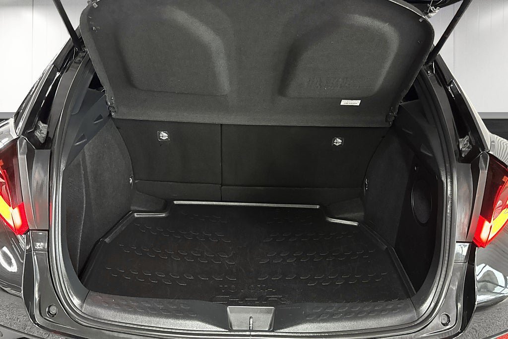 Vehicle Image 17