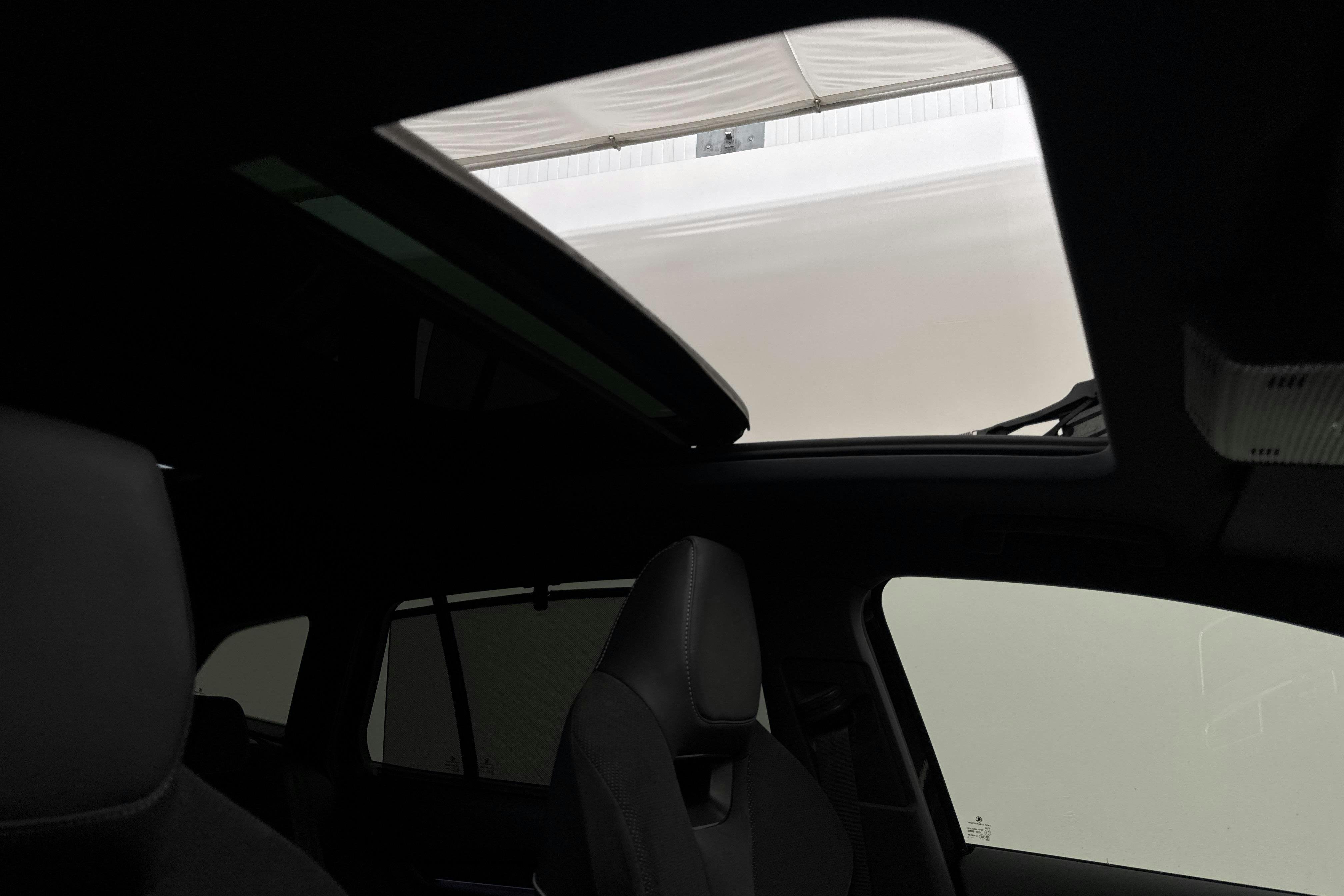 Vehicle Image 15