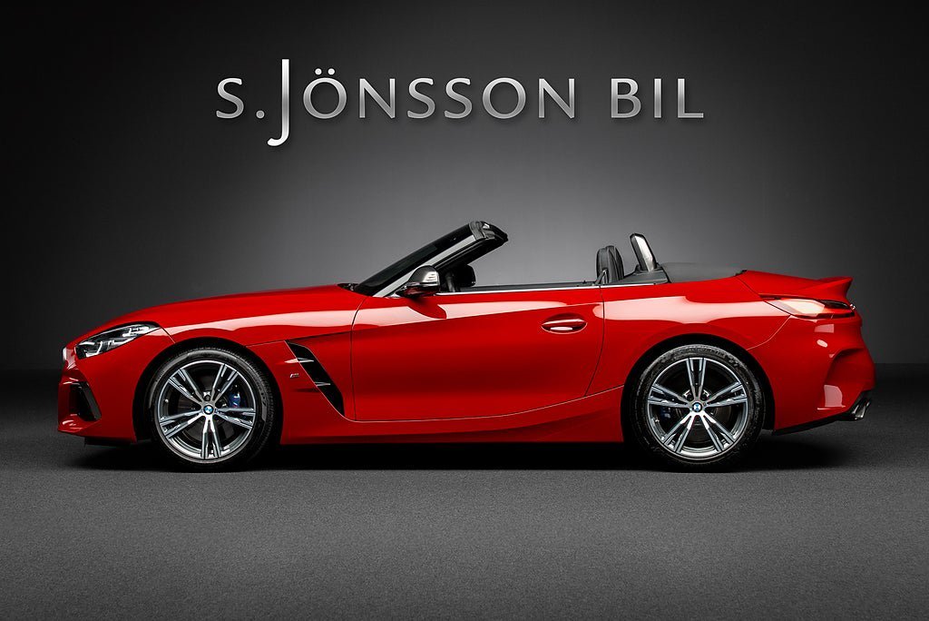 Vehicle Image 4