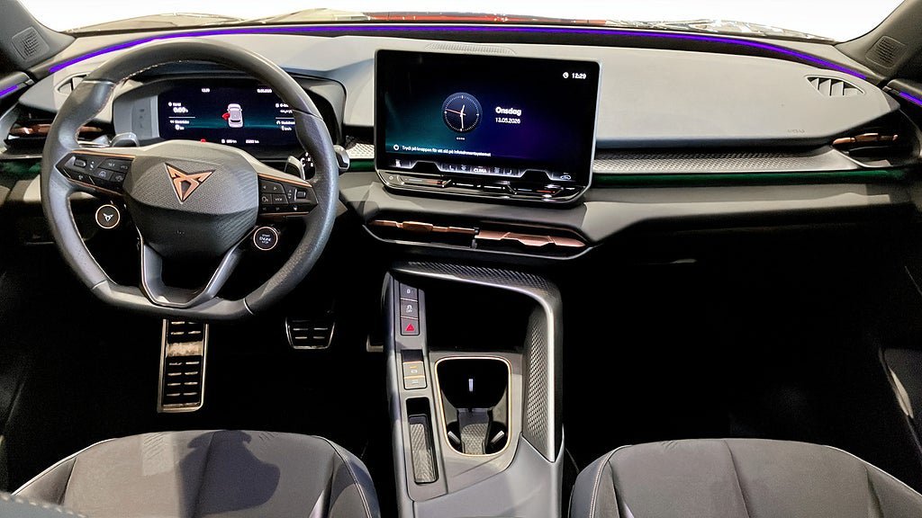 Vehicle Image 10