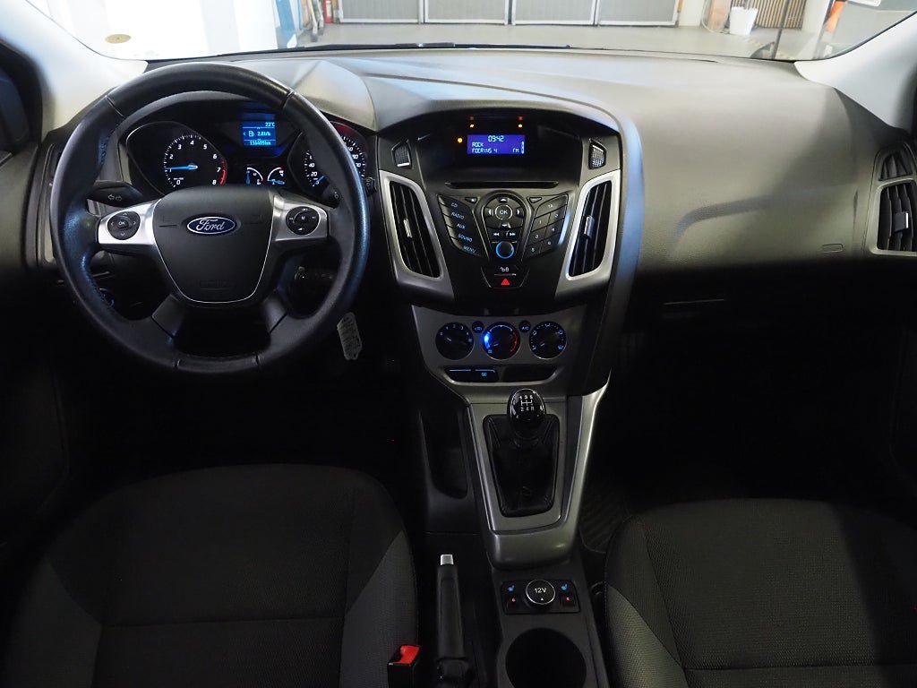Vehicle Image 15