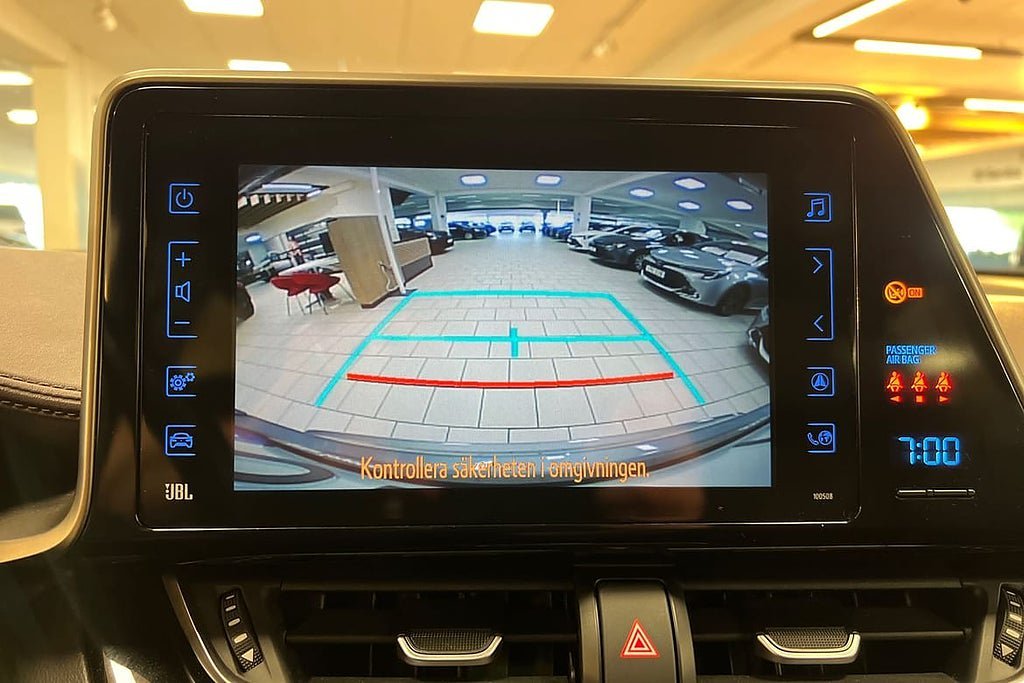 Vehicle Image 13