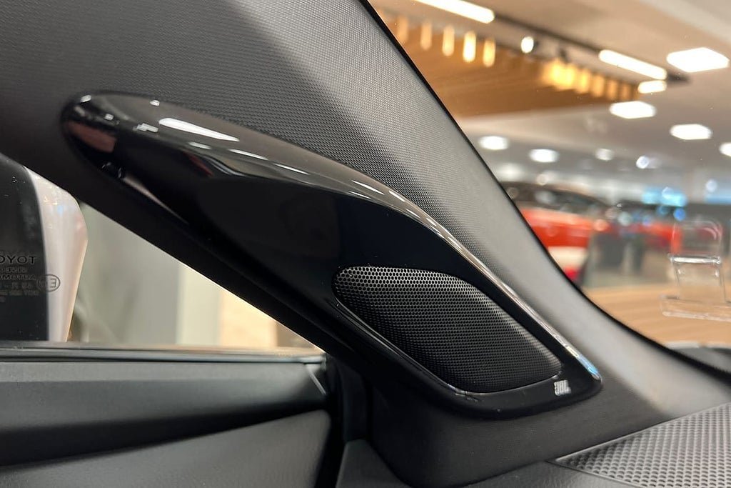 Vehicle Image 20