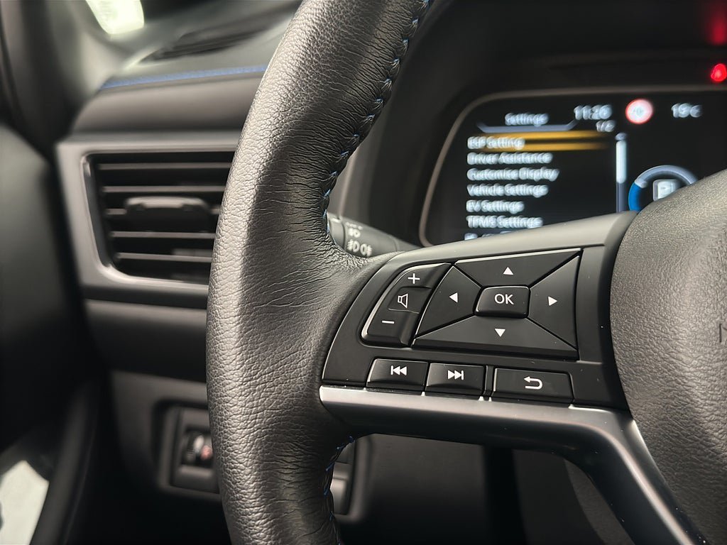 Vehicle Image 22