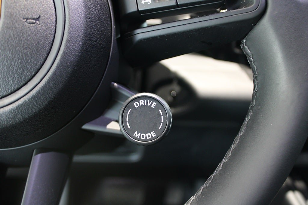 Vehicle Image 23
