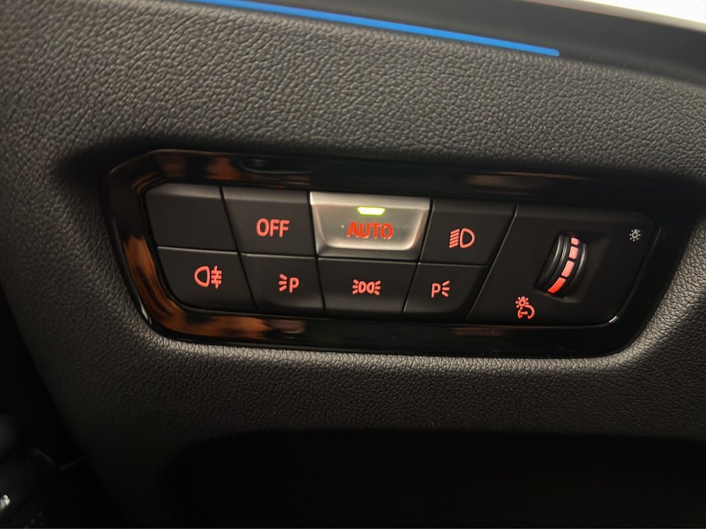 Vehicle Image 27