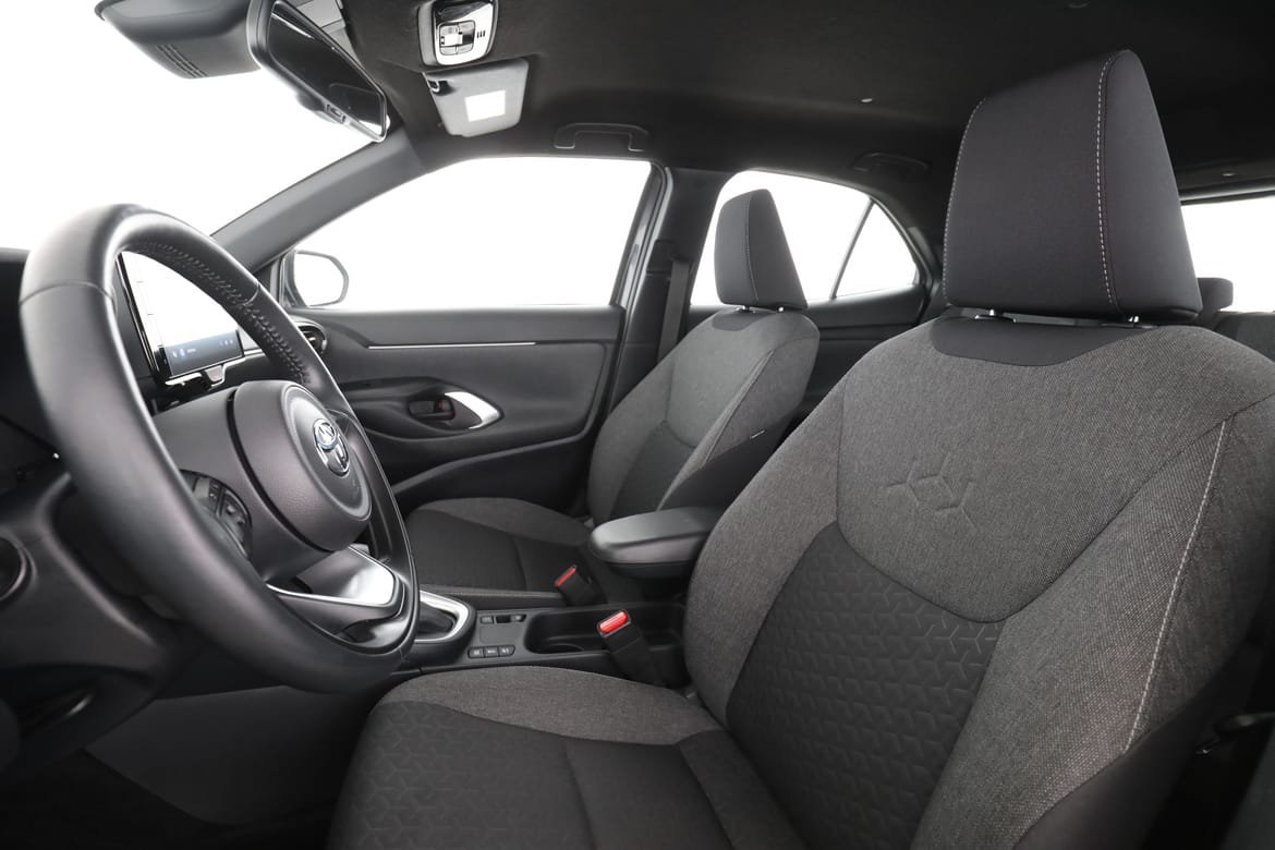 Vehicle Image 9