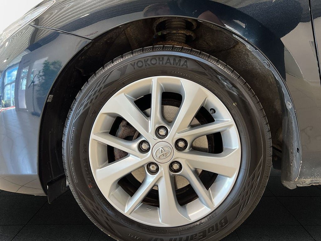 Vehicle Image 17