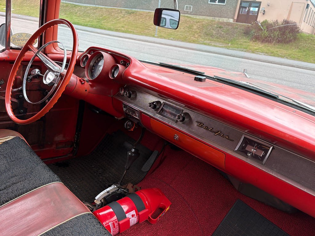 Vehicle Image 18