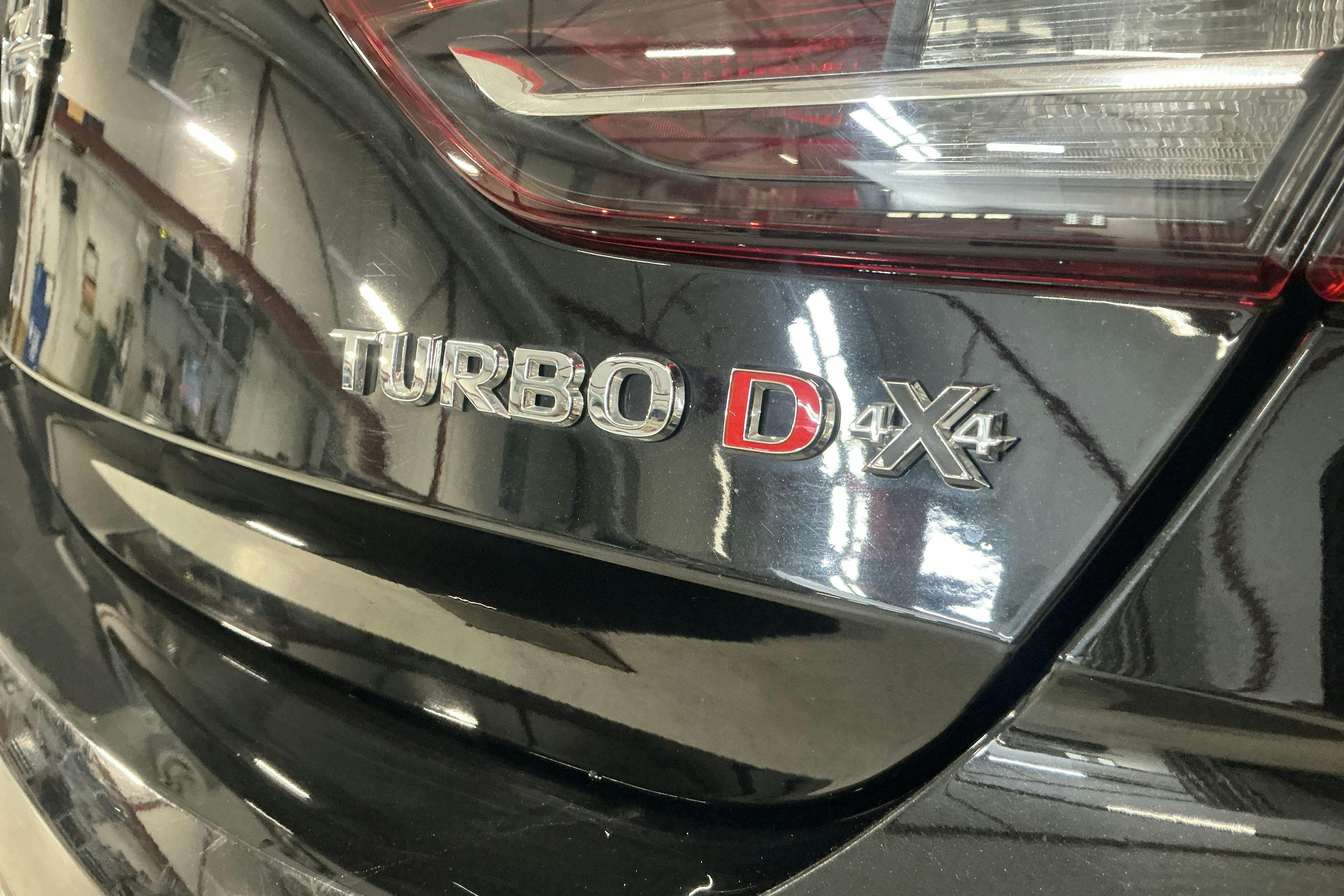 Vehicle Image 16