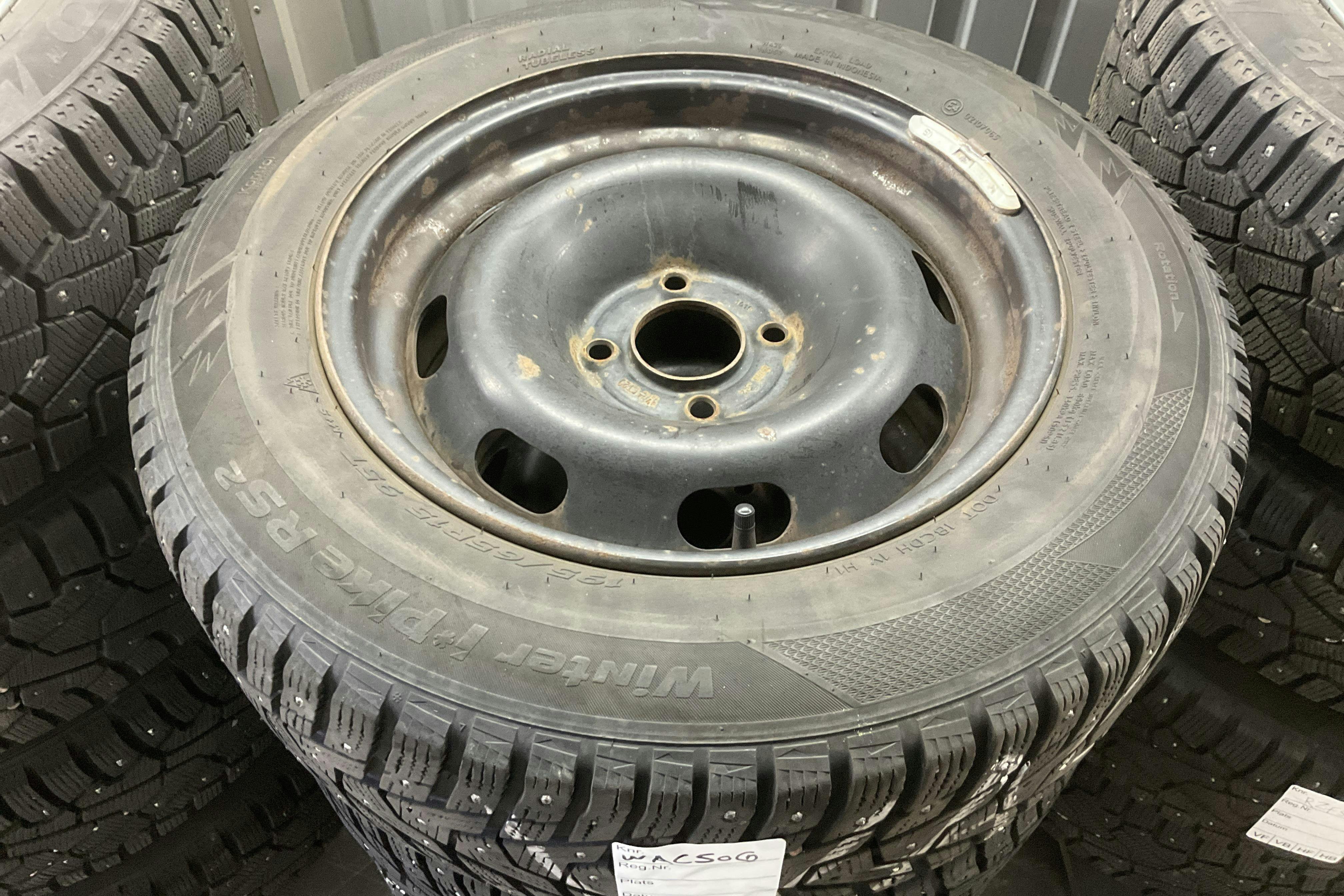 Vehicle Image 13