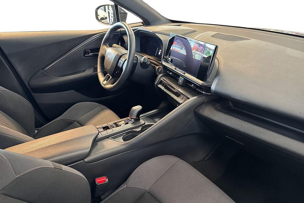 Vehicle Image 7