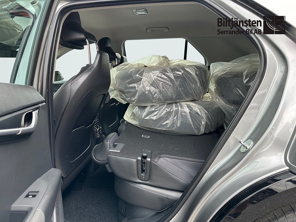 Vehicle Image 9