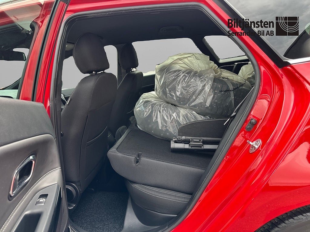 Vehicle Image 9