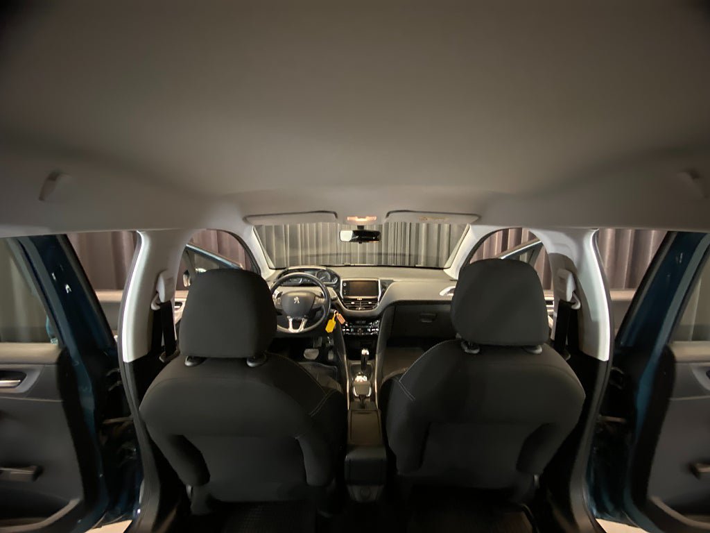 Vehicle Image 30