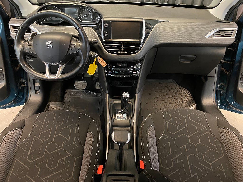 Vehicle Image 35