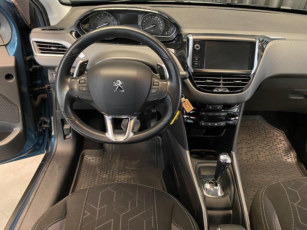 Vehicle Image 36
