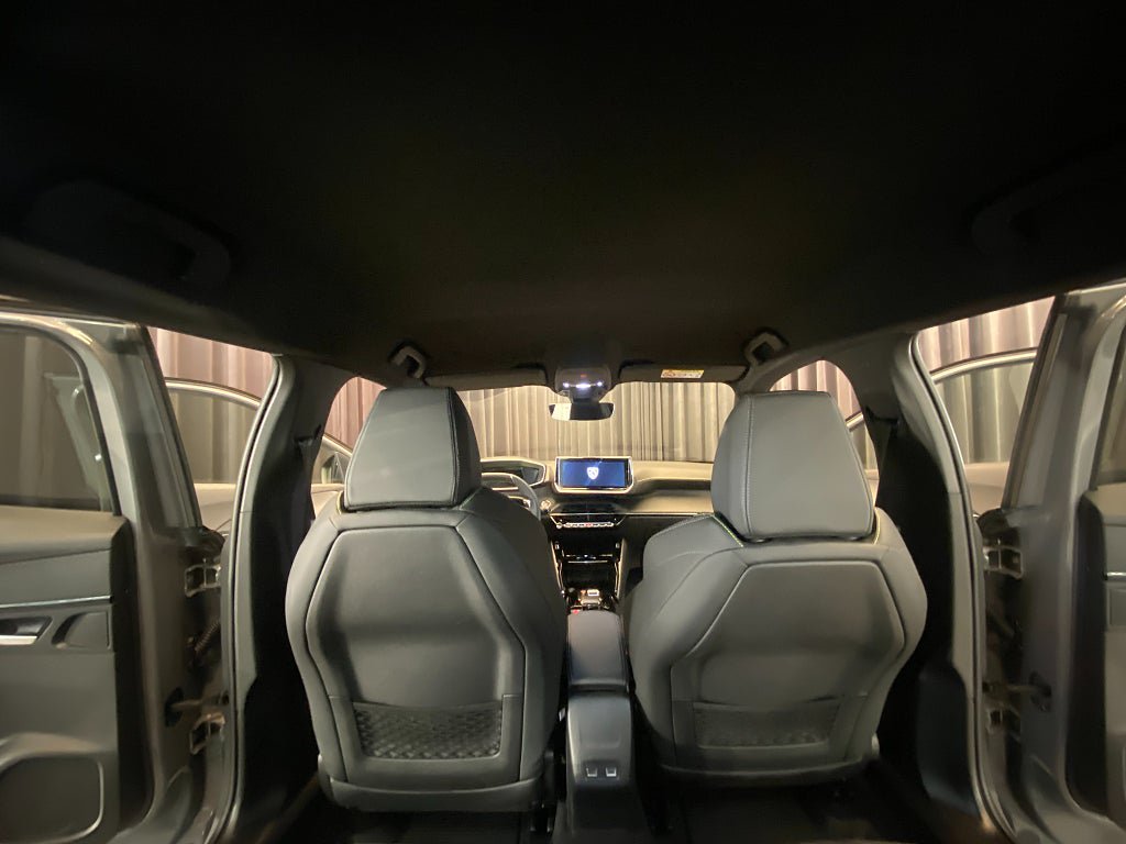 Vehicle Image 30