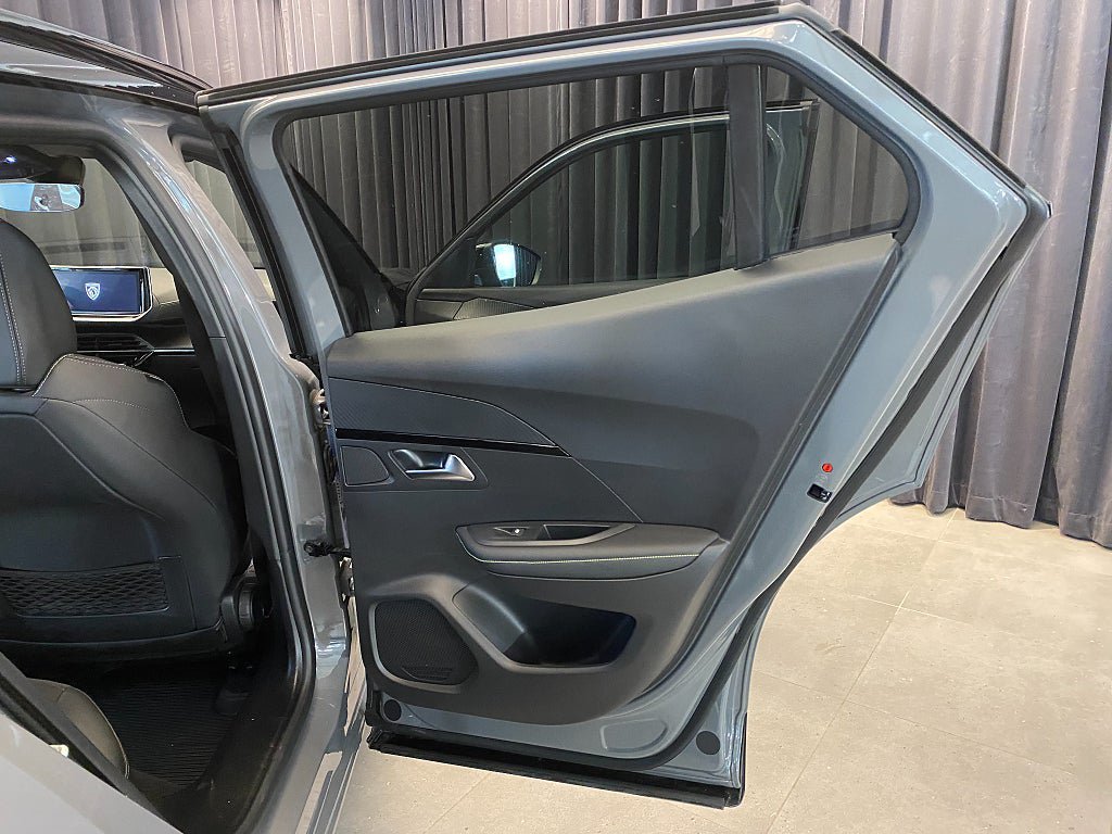 Vehicle Image 31