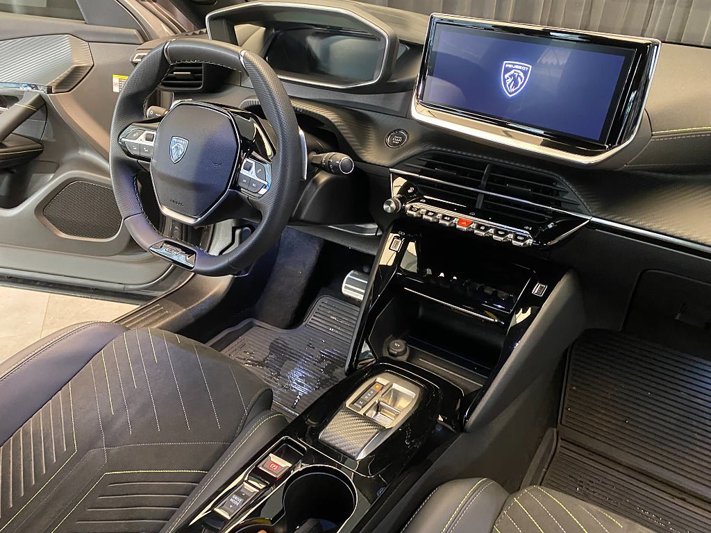 Vehicle Image 35