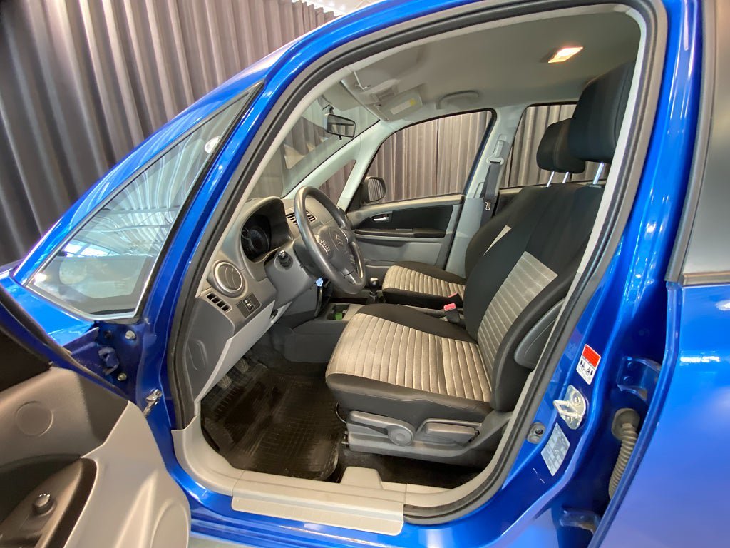Vehicle Image 39