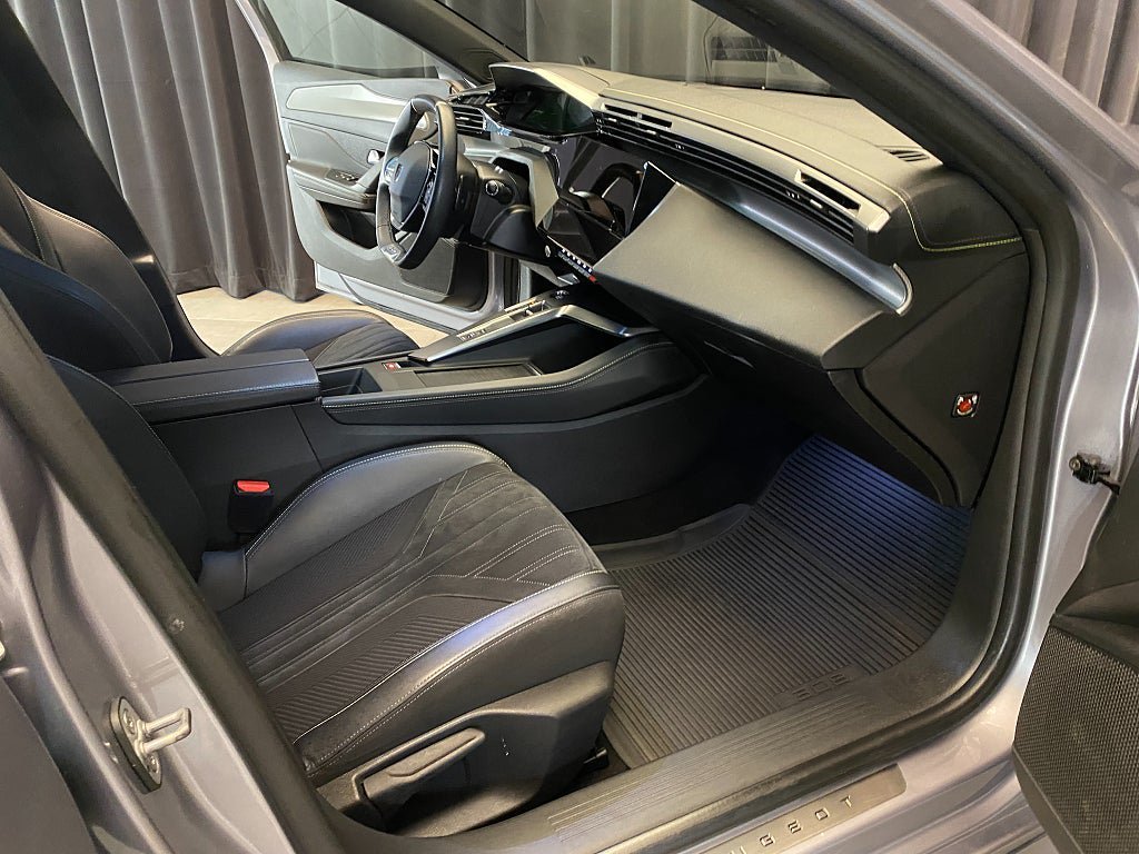 Vehicle Image 39