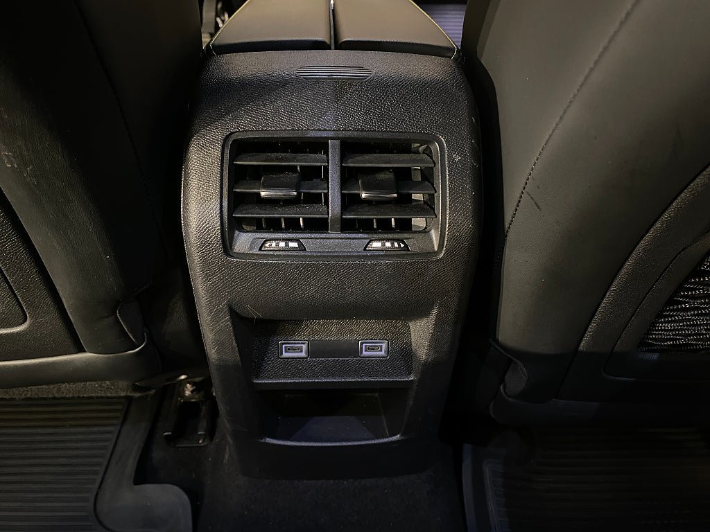 Vehicle Image 40