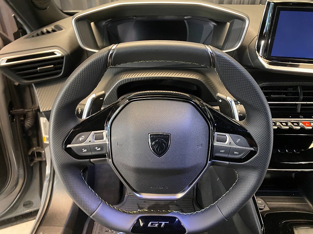 Vehicle Image 38