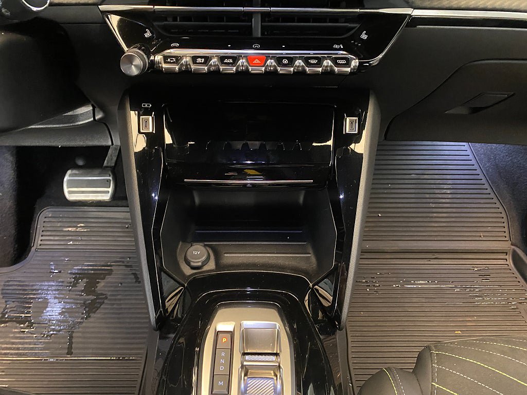 Vehicle Image 40