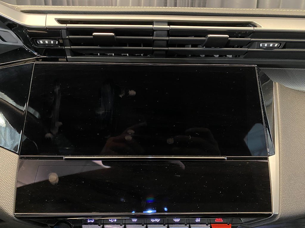 Vehicle Image 48