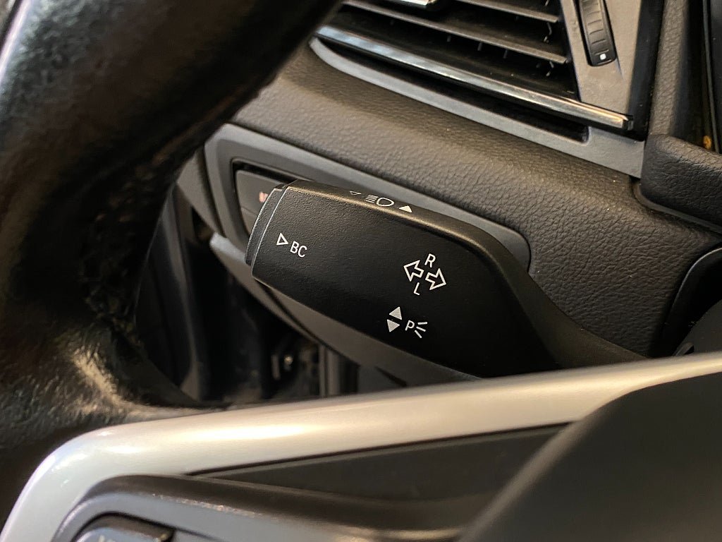 Vehicle Image 60