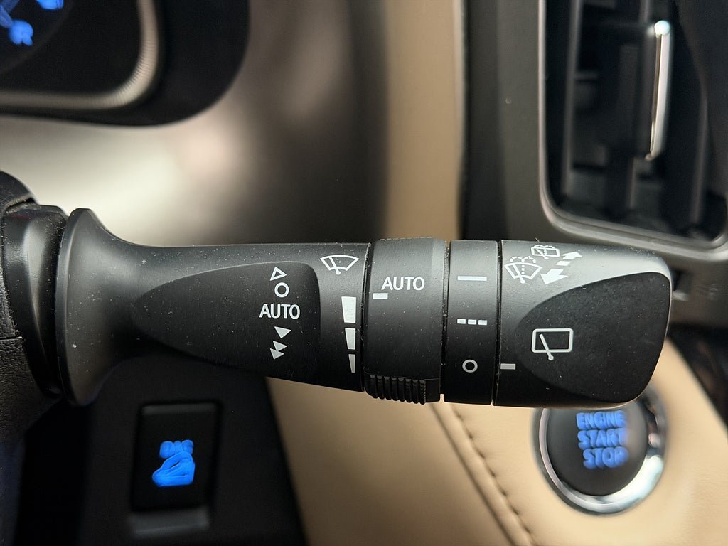 Vehicle Image 27