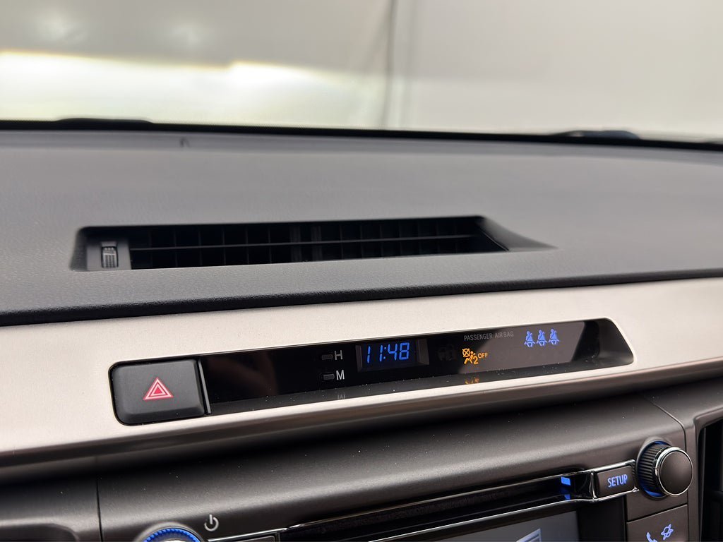 Vehicle Image 30