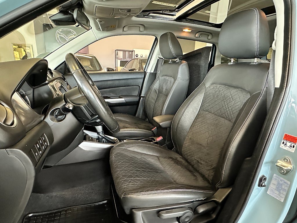 Vehicle Image 8