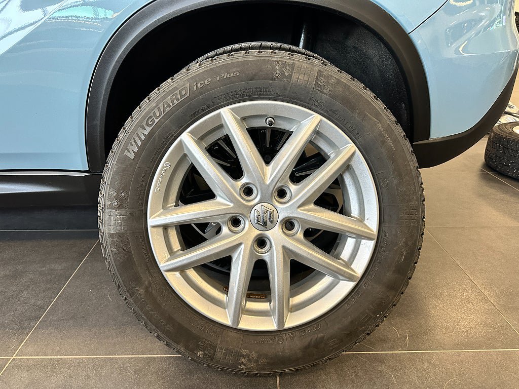 Vehicle Image 16