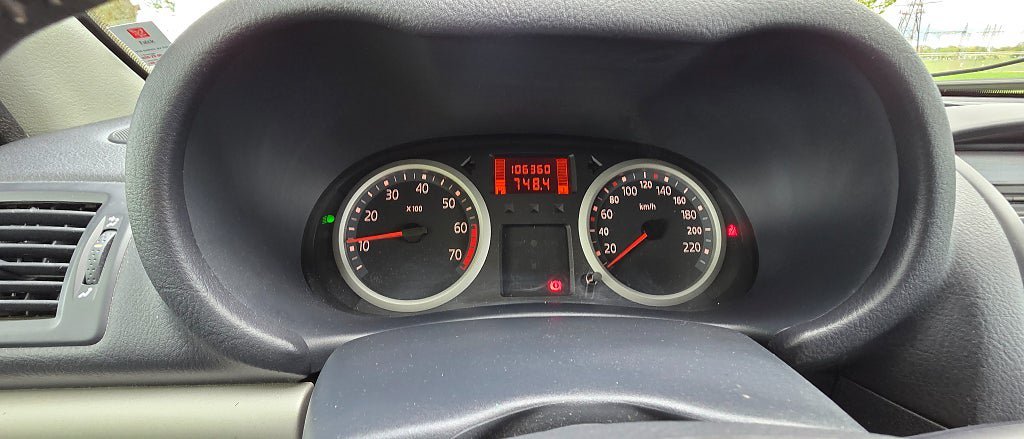 Vehicle Image 17