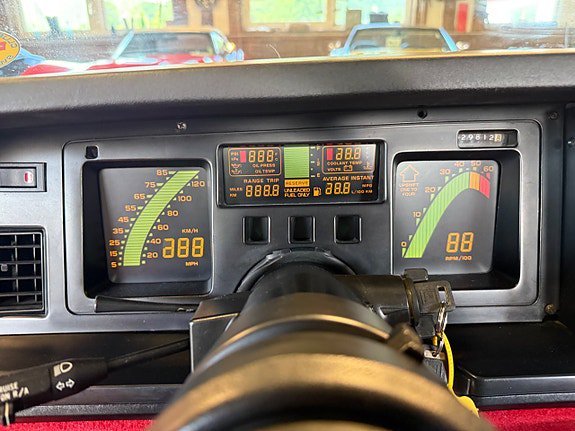 Vehicle Image 23