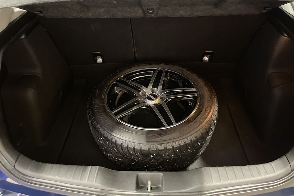 Vehicle Image 14