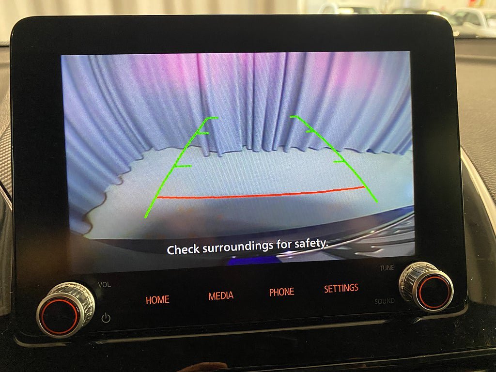 Vehicle Image 14