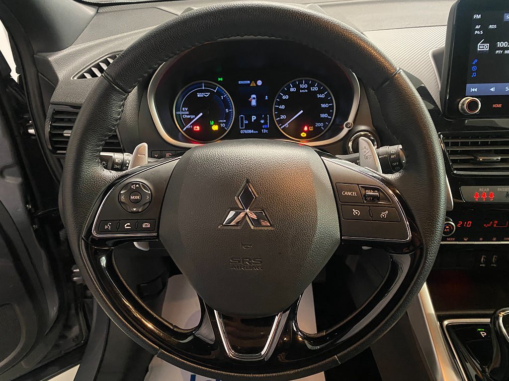 Vehicle Image 17