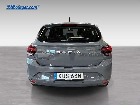 Vehicle Image 6