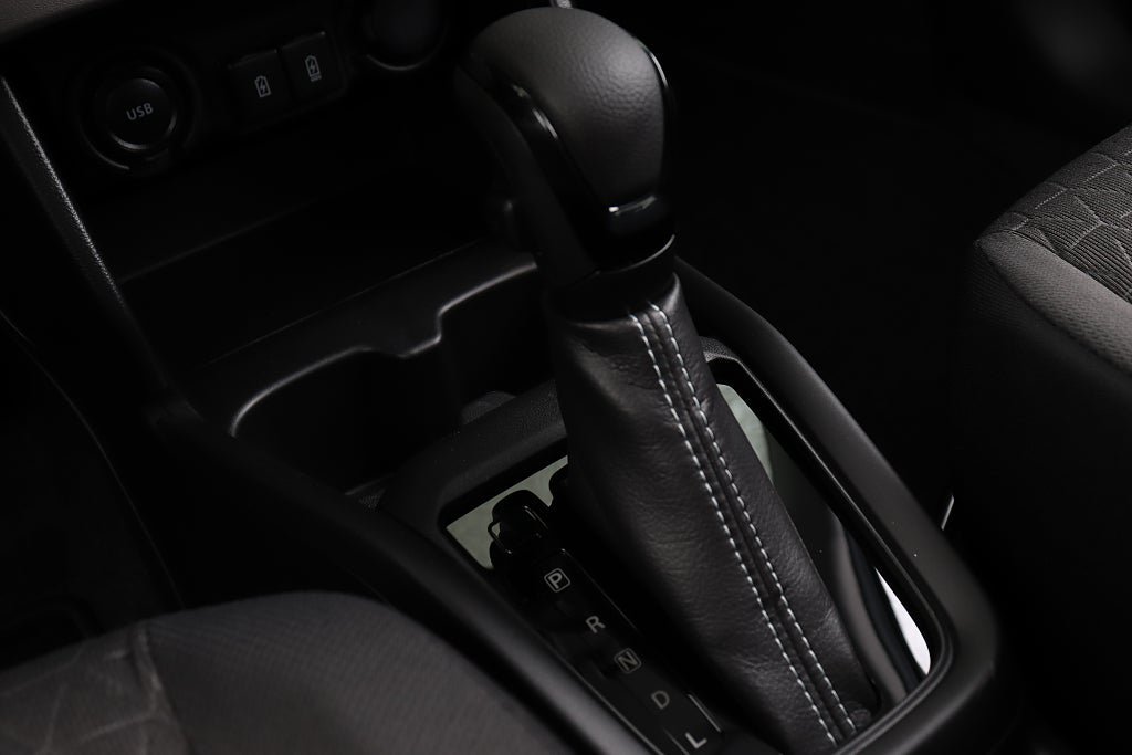 Vehicle Image 11