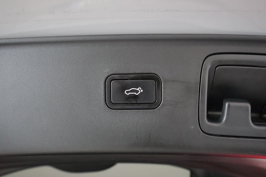 Vehicle Image 27