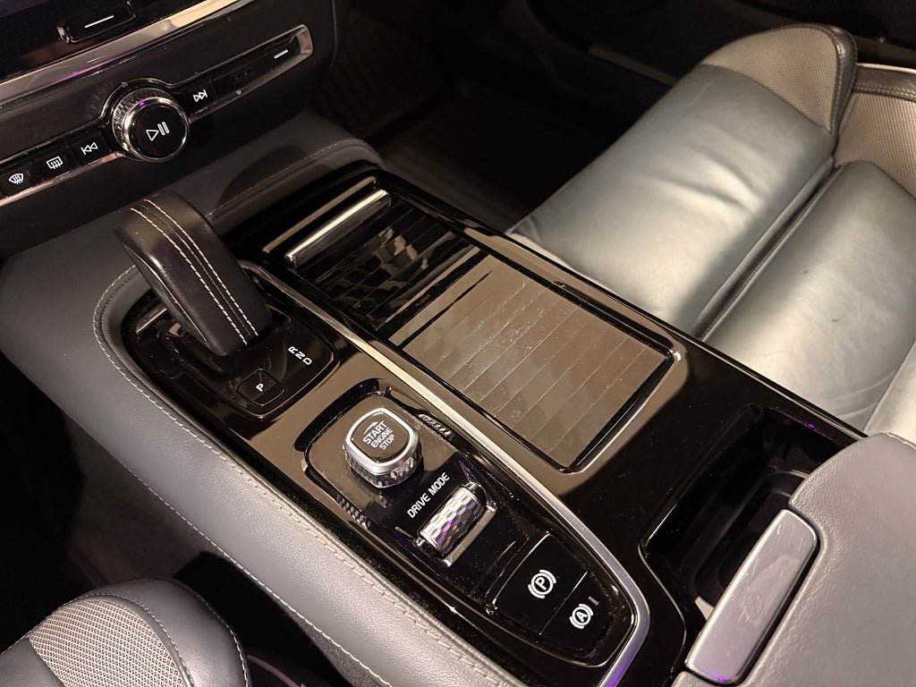 Vehicle Image 28