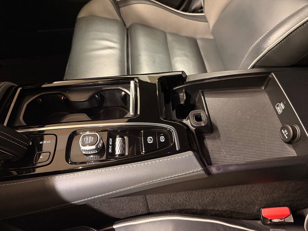 Vehicle Image 29